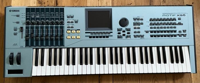 Yamaha Motif XS6 Music Workstation - used