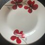 4 Dinner Plates & 3 Side Plates Image 2