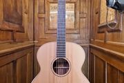 Lowden O-35