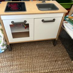 Free IKEA toddler kitchen