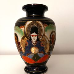 Satsurma Vase