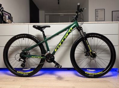 Carrera Vengeance Bike (Like New)