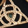 14 ct yellow gold celtic style emarld pendant necklace Image 7