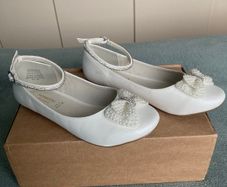 Girls communion/confirmation shoes