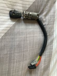 Renault Trafic Vivaro Primastar Key Ignition Barrel
