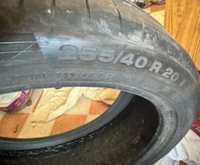 tyre 255/40/20