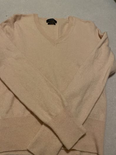 Blush pink V neck cashmere jumper