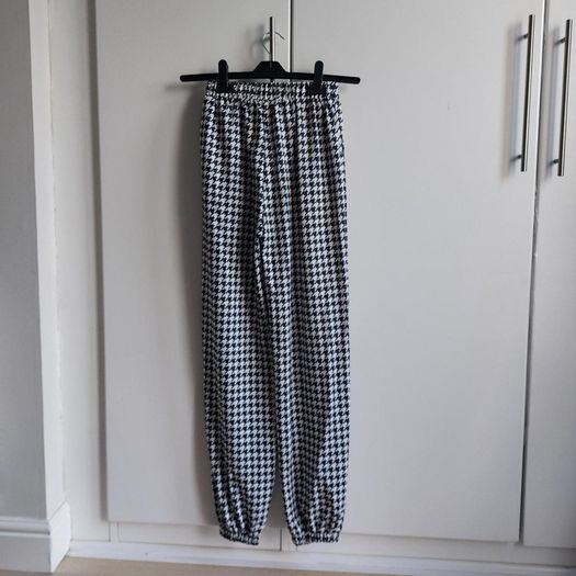 Love & Other Things Joggers RRP 43 euro