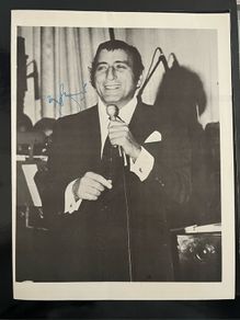Tony Bennett signed concert programme 1972