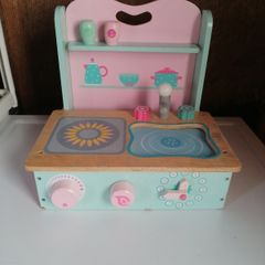 Toy kitchen foldable