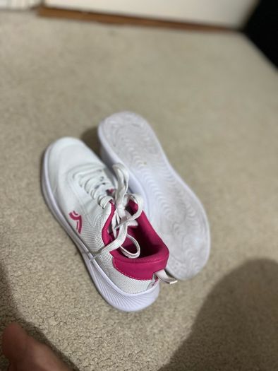 women white Trainers with pink (UK-5/EU38)