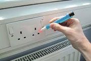 Voltage Detector