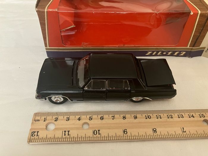 ZIL 117. Russian limousine. 1:43, boxed. Near mint condition. Rare.