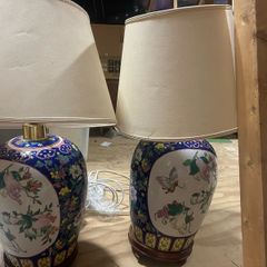 2 chinese  lamps