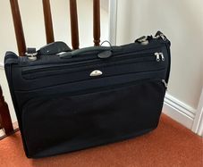 Samsonite suitcase for carrying suits