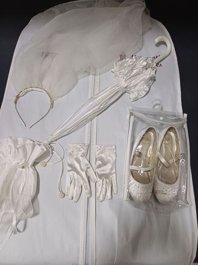 Communion dress and all accessories  size 8