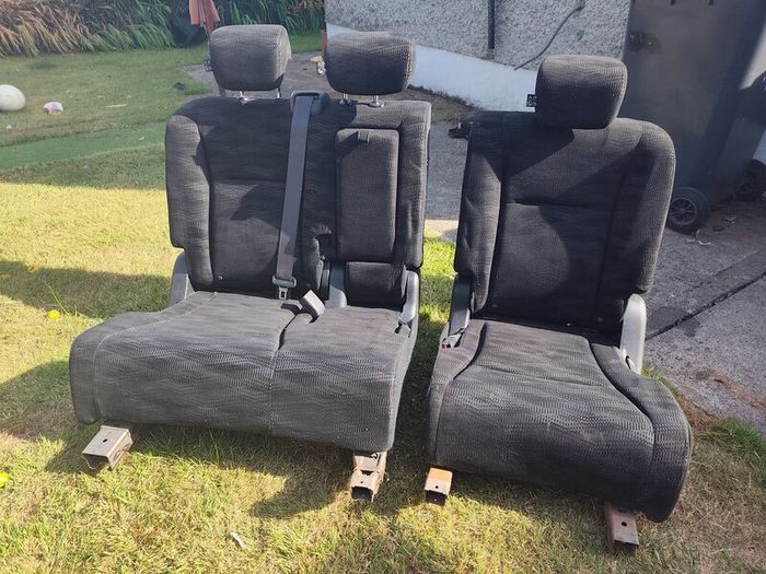 Garden/car seats