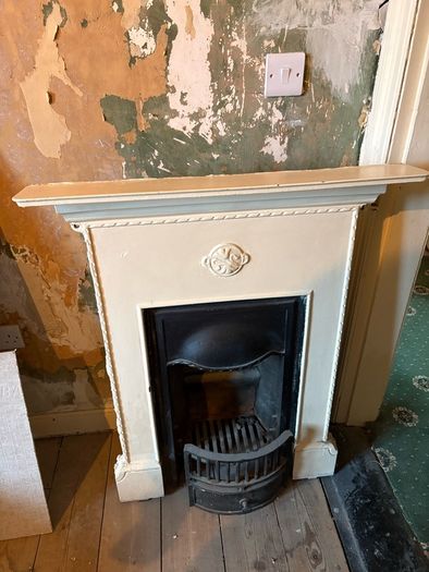 Cast Iron fireplace with grate