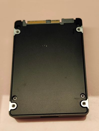 Samsung 108-00260 Netapp X447a-r6 35p2870 Samsung Mz-6wr8000/0g3 800gb 2.5" Sas