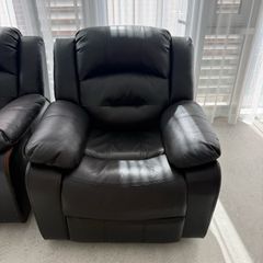 Black Leather Recliner Sofa Set (2-Seater & 1-Seater)
