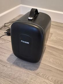 Mini fridge