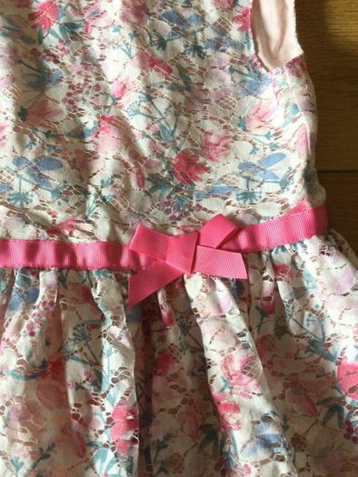 Beautiful dress 5-6 years