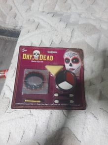 day of the dead make up kit
