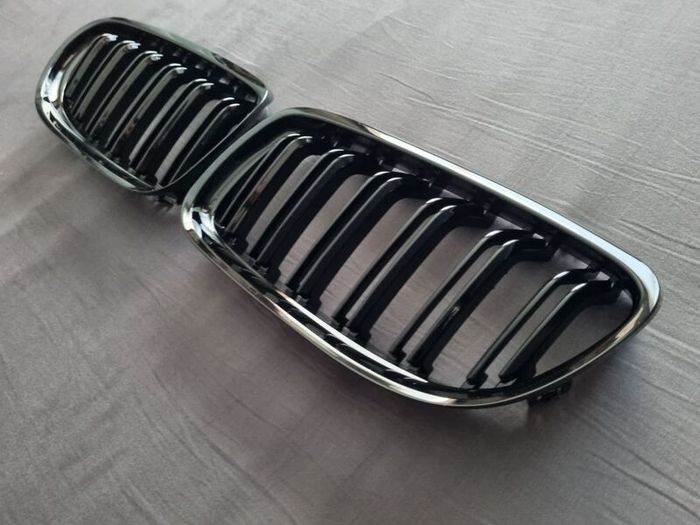 BMW 3 Series E90 E91 Lci Gloss Black Kidney Grilles Brand New
