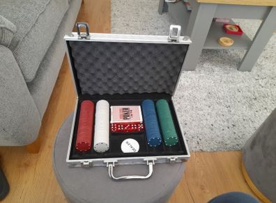 200 piece poker set