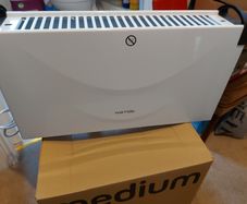 Warmlite Model WL41007 1800-2000W in as new condition with optional leg stands
