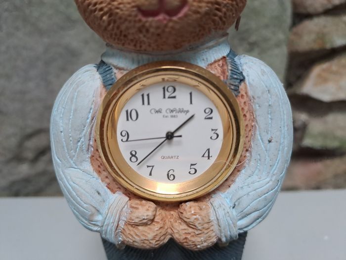 W Widdop Clock Teddy bear