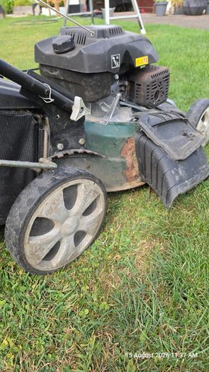 Webb self propelled lawnmower