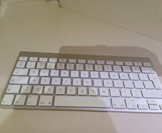 Apple Keyboard
