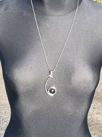 Stunning Sterling Silver Polished Agate Geometric Pendant set