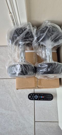 2xbrand new sets of dumbbells