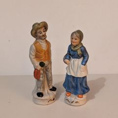 Vintage Porcelain Figurine Old Man Woman Farmer & Wife