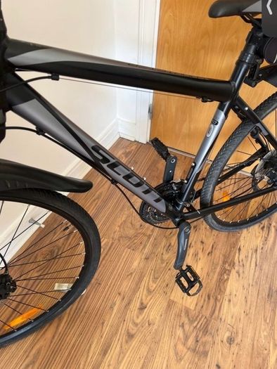 Scott Hybrid bike