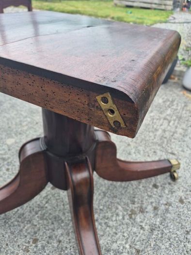 19Th Century Georgian Mahogany Dining Table