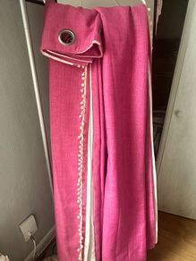 pink curtain ( 2 pcs)