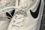 Nike AirMax Dawn Ladies trainers