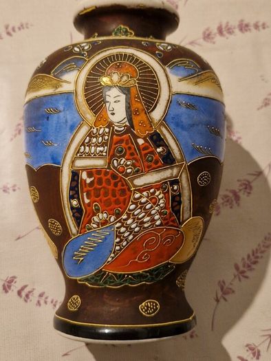 Vintage Satsuma vase