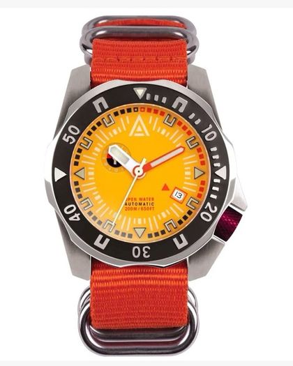 UK micro brand W.T. Author No. 1973 Dive Watch. No 11 of 100 pieces. Yellow Dial