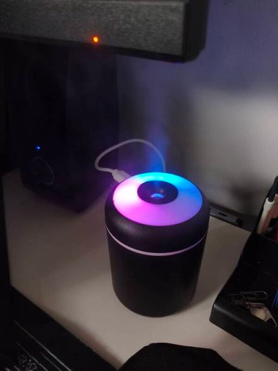 Mini RGB humidifier