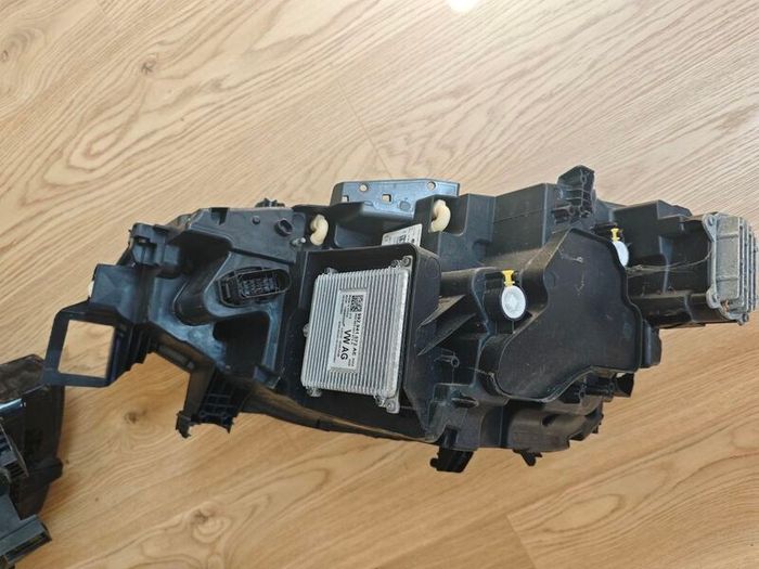 WV ID 4 headlight