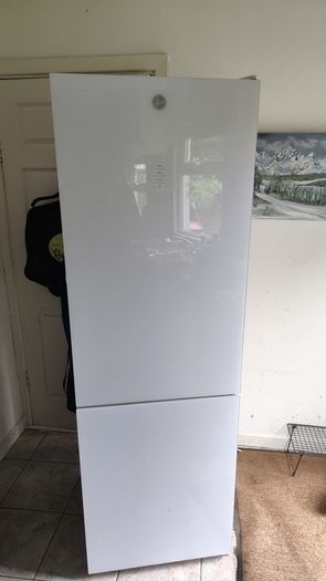 Hoover 70/30 Fridge freezer (not fully working)