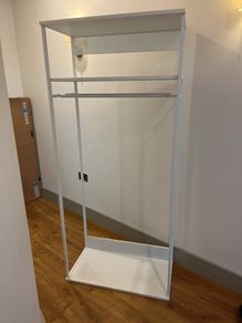 Clothes Hanging Unit