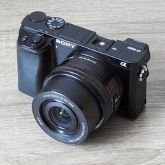 Sony Alpha A6000 24.3MP Mirrorless Camera + 16-50mm OSS Lens Wi-Fi NFC 11fps Full HD