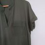 women's summer top. Size 10/12 Image 3