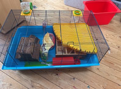 Large hamster cage & accessories