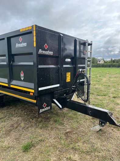 Broughan 20ft root crop trailer